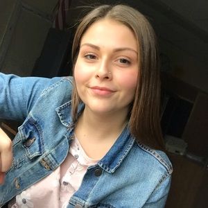 Meet your Posher, Riley